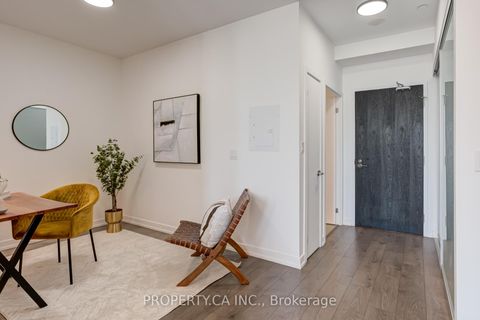 Photo 1 at 715 - 297 College Street, Chinatown, Toronto