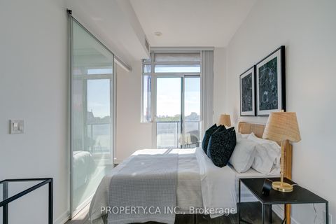 Photo 25 at 715 - 297 College Street, Chinatown, Toronto