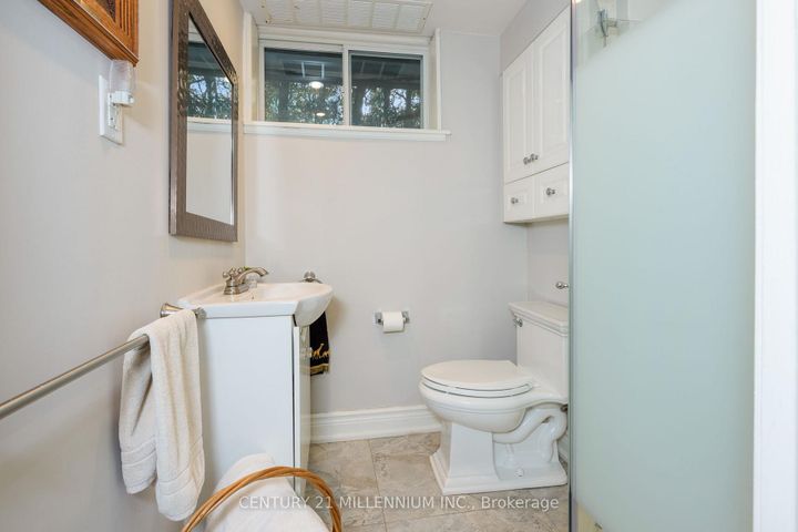 Photo 34 at 27 Hillside Drive, Georgetown, Halton Hills