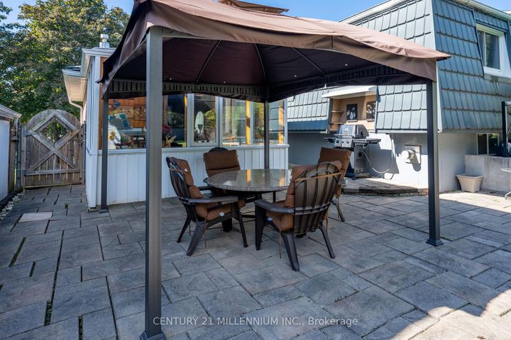 Photo 38 at 27 Hillside Drive, Georgetown, Halton Hills
