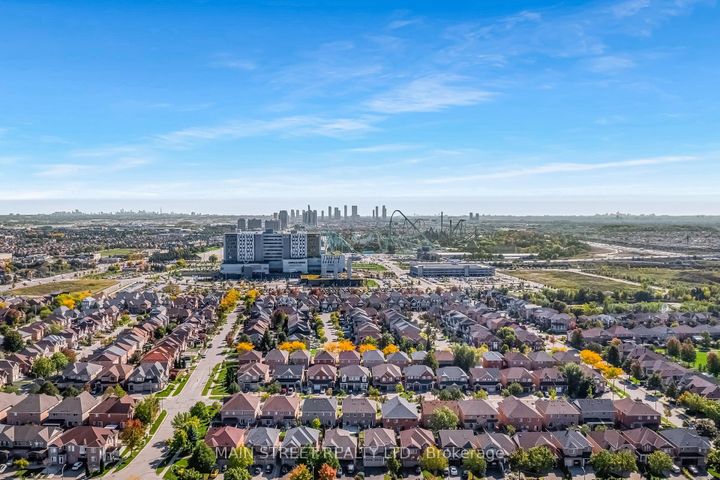 Photo 39 at 110 Tierra Avenue, Vellore Village, Vaughan