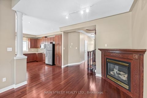 Photo 7 at 110 Tierra Avenue, Vellore Village, Vaughan