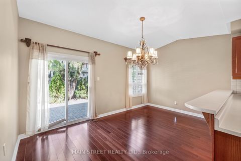 Photo 12 at 110 Tierra Avenue, Vellore Village, Vaughan