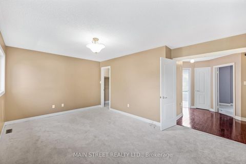 Photo 17 at 110 Tierra Avenue, Vellore Village, Vaughan