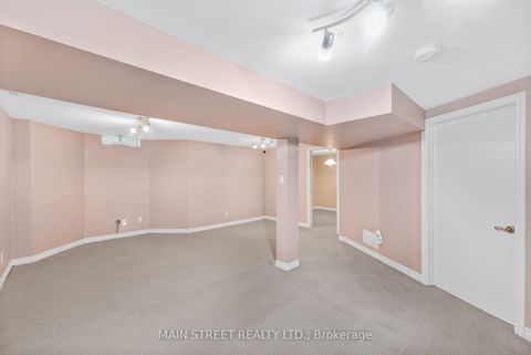 Photo 26 at 110 Tierra Avenue, Vellore Village, Vaughan