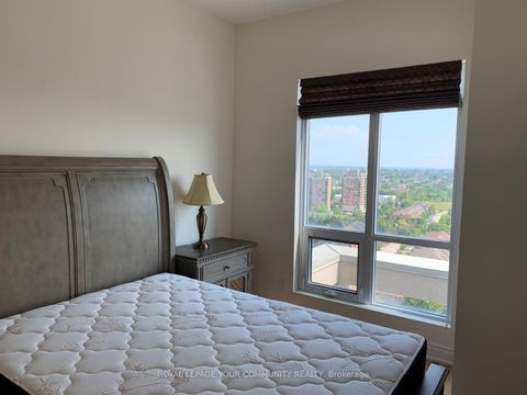 Photo 8 at Ph5 - 9088 Yonge Street, South Richvale, Richmond Hill
