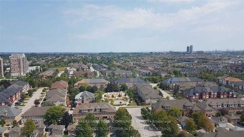 Photo 11 at Ph5 - 9088 Yonge Street, South Richvale, Richmond Hill Photo 11 at Ph5 - 9088 Yonge Street, South Richvale, Richmond Hill