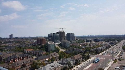 Photo 14 at Ph5 - 9088 Yonge Street, South Richvale, Richmond Hill Photo 14 at Ph5 - 9088 Yonge Street, South Richvale, Richmond Hill