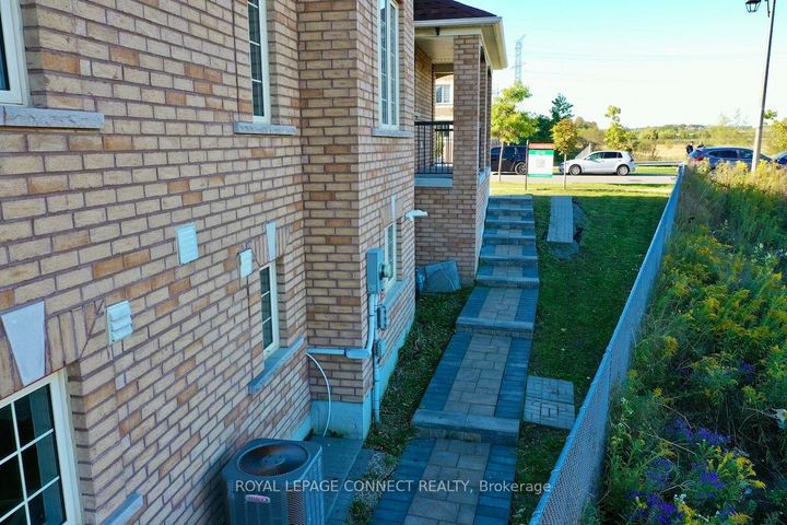Photo 35 at 153 Windfields Farm Drive, Windfields, Oshawa