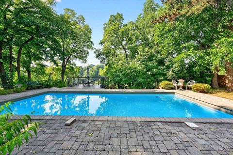 Photo 7 at 416 Trafalgar Road, OO Old Oakville, Oakville