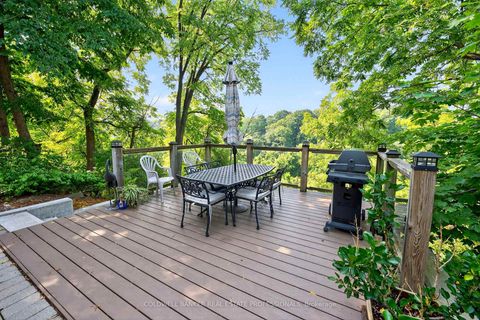 Photo 9 at 416 Trafalgar Road, OO Old Oakville, Oakville