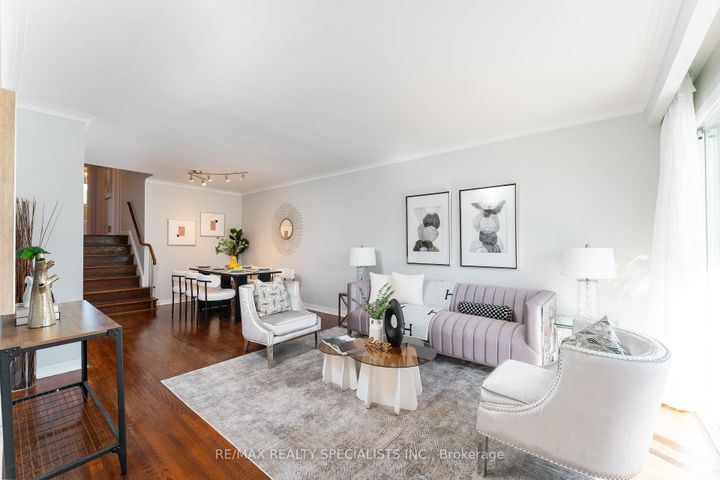 Photo 5 at 3560 Haven Glenn, Applewood, Mississauga