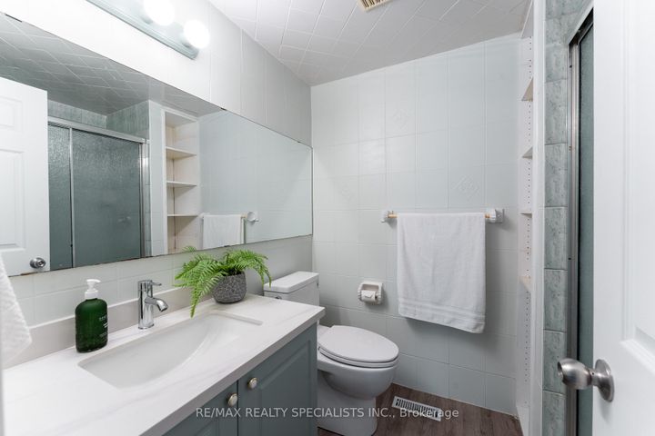 Photo 26 at 3560 Haven Glenn, Applewood, Mississauga