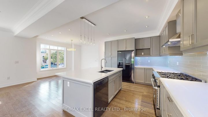 Photo 13 at 103 Living Crescent, Victoria Square, Markham