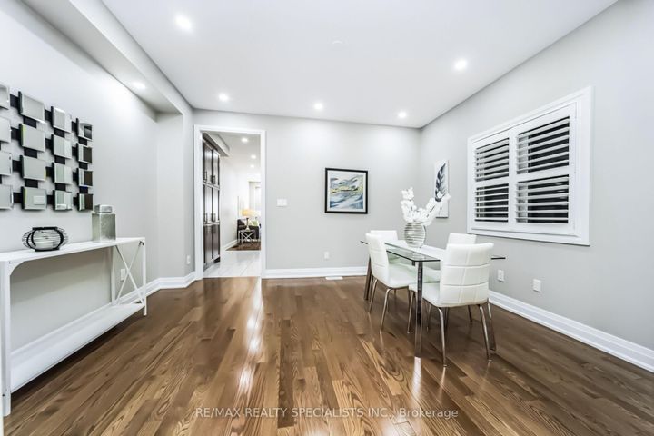 Photo 8 at 16 Dalbeattie Drive, Bram West, Brampton