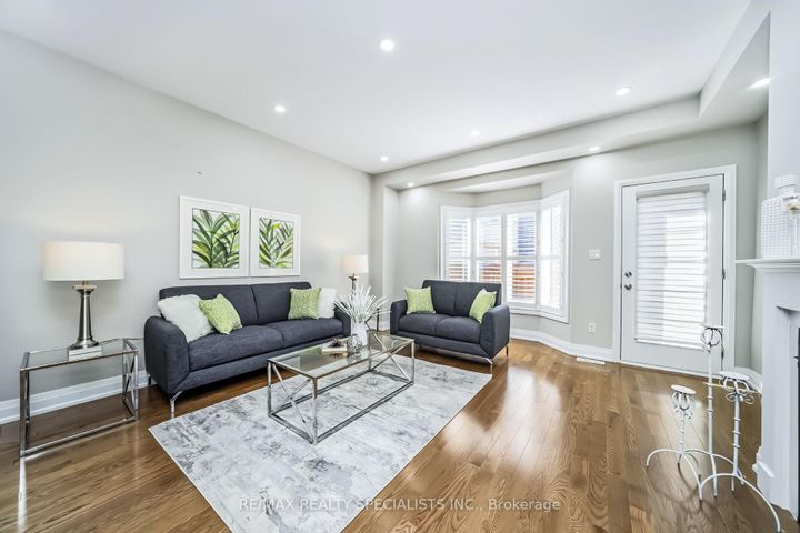 Photo 20 at 16 Dalbeattie Drive, Bram West, Brampton