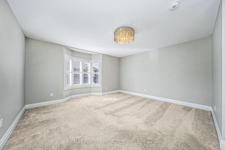 Photo 29 at 16 Dalbeattie Drive, Bram West, Brampton