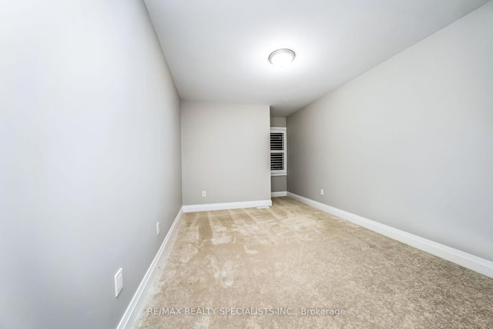 Photo 33 at 16 Dalbeattie Drive, Bram West, Brampton