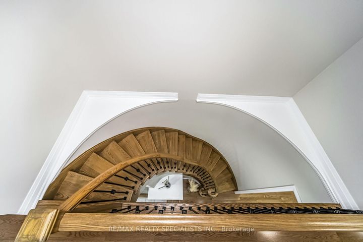 Photo 42 at 16 Dalbeattie Drive, Bram West, Brampton