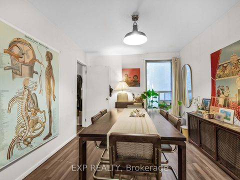 Photo 4 at 260 Shaw Street, Bellwoods, Toronto