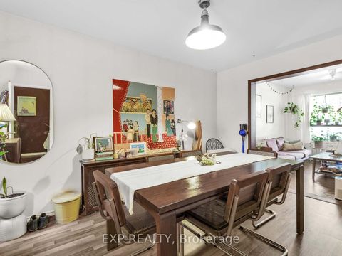 Photo 6 at 260 Shaw Street, Bellwoods, Toronto