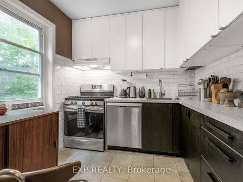 Photo 17 at 260 Shaw Street, Bellwoods, Toronto