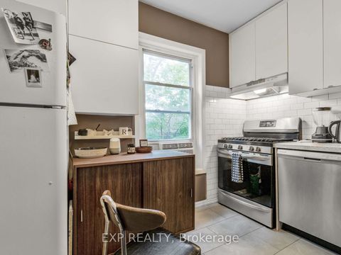Photo 18 at 260 Shaw Street, Bellwoods, Toronto