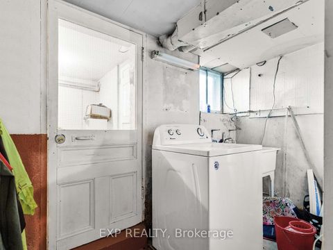 Photo 26 at 260 Shaw Street, Bellwoods, Toronto