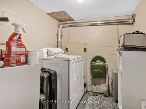 Photo 27 at 260 Shaw Street, Bellwoods, Toronto