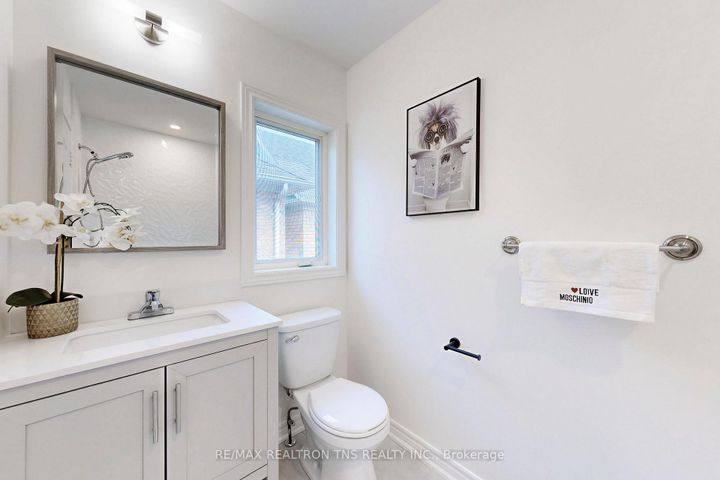 Photo 30 at 28 Golden Oak Avenue, Rouge Woods, Richmond Hill