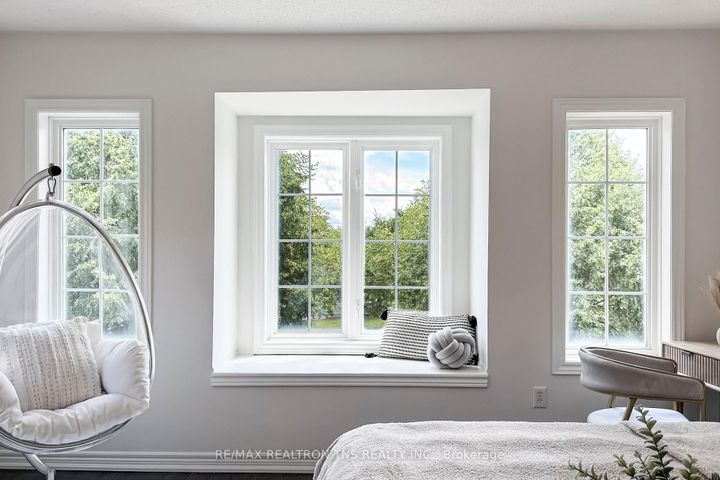 Photo 33 at 28 Golden Oak Avenue, Rouge Woods, Richmond Hill