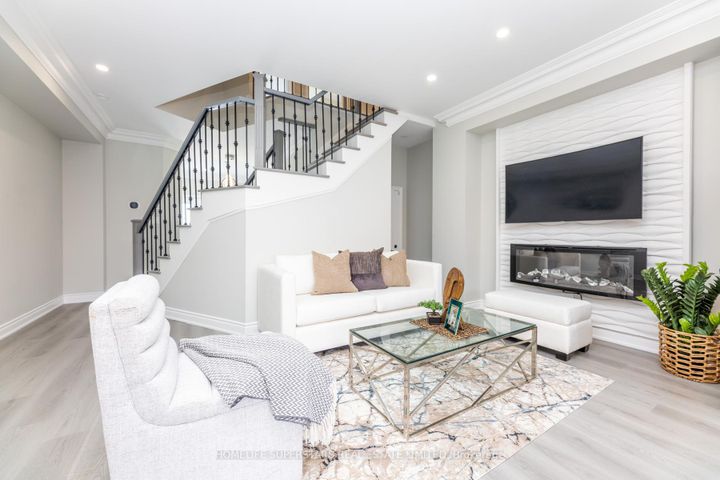 Photo 10 at 16 Brussels Avenue, Wellington, Brampton