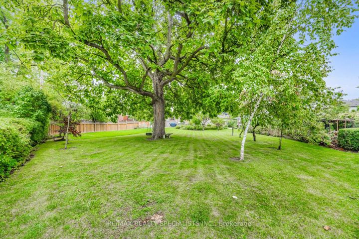 Photo 32 at 8 Charnwood Road, Don Mills, Toronto