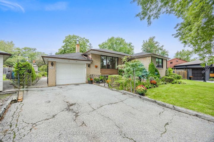 Photo 38 at 8 Charnwood Road, Don Mills, Toronto