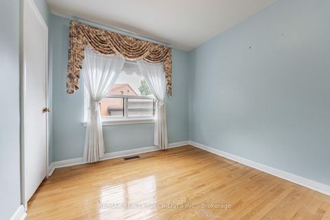 Photo 15 at 8 Charnwood Road, Don Mills, Toronto