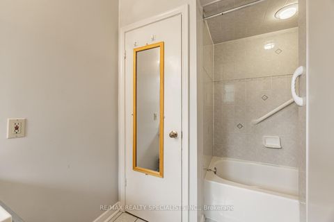 Photo 19 at 8 Charnwood Road, Don Mills, Toronto
