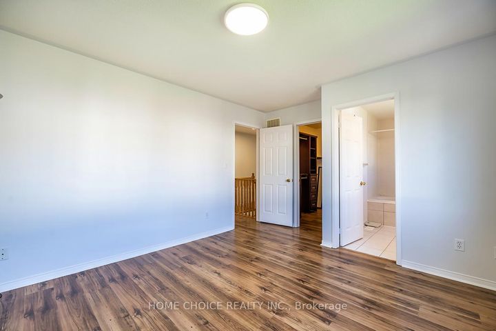 Photo 24 at 674 Brasswinds Trail, Pinecrest, Oshawa