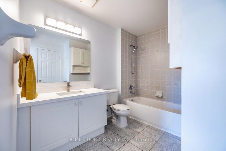 Photo 30 at 674 Brasswinds Trail, Pinecrest, Oshawa