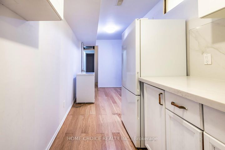 Photo 34 at 674 Brasswinds Trail, Pinecrest, Oshawa