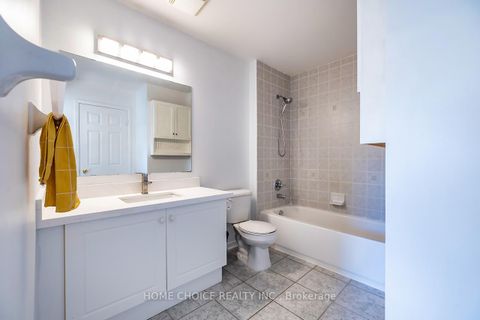 Photo 30 at 674 Brasswinds Trail, Pinecrest, Oshawa