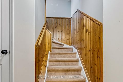 Photo 25 at 16 Carveth Crescent, Newcastle, Clarington