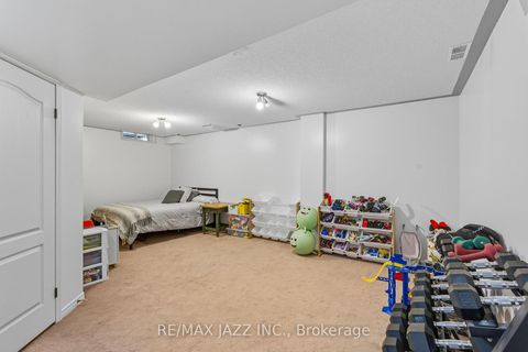 Photo 26 at 16 Carveth Crescent, Newcastle, Clarington