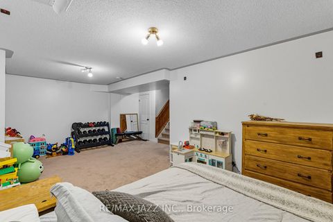 Photo 29 at 16 Carveth Crescent, Newcastle, Clarington