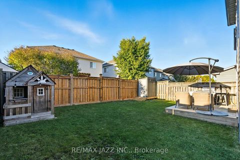 Photo 33 at 16 Carveth Crescent, Newcastle, Clarington