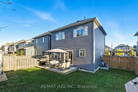 Photo 34 at 16 Carveth Crescent, Newcastle, Clarington