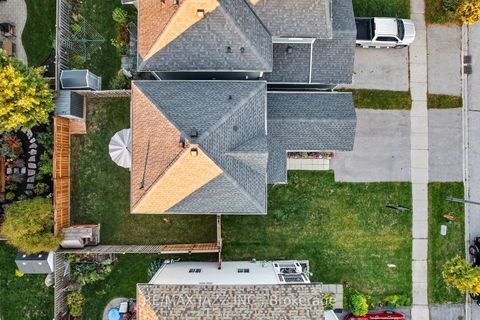 Photo 41 at 16 Carveth Crescent, Newcastle, Clarington