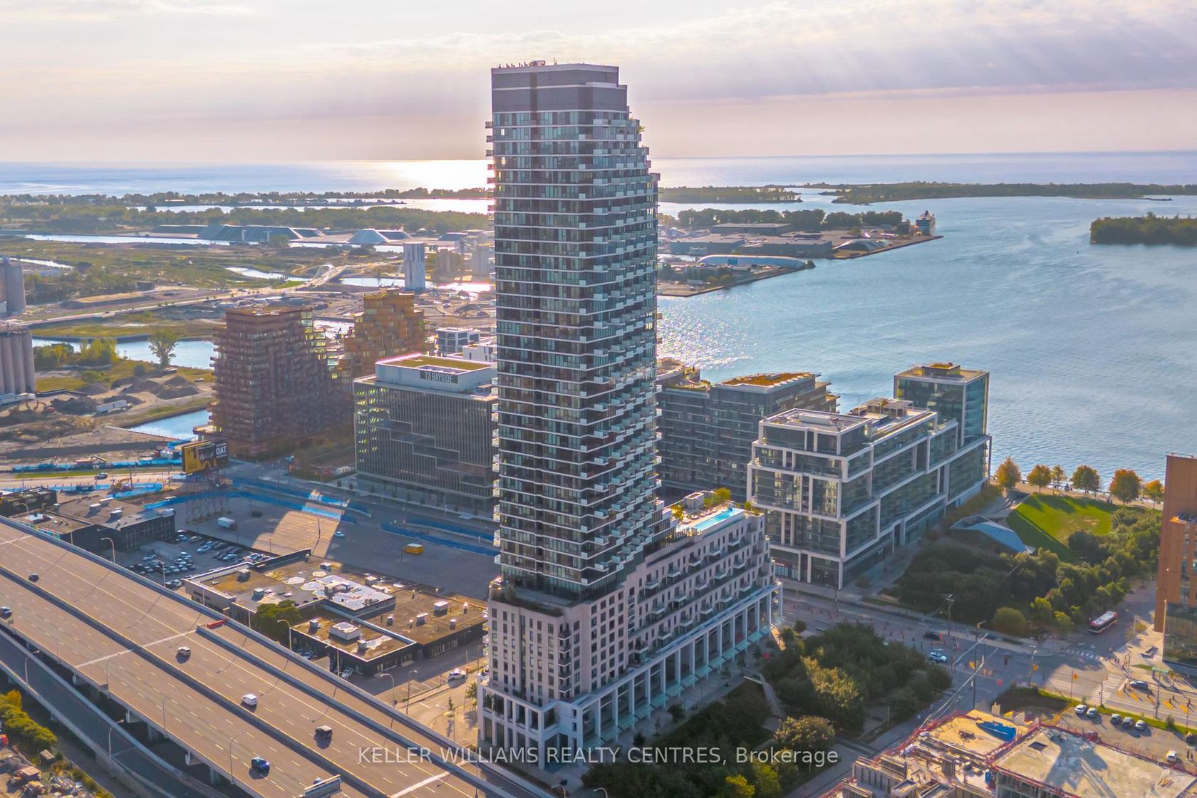 2009 - 16 Bonnycastle Street, Waterfront Communities C8, Toronto 