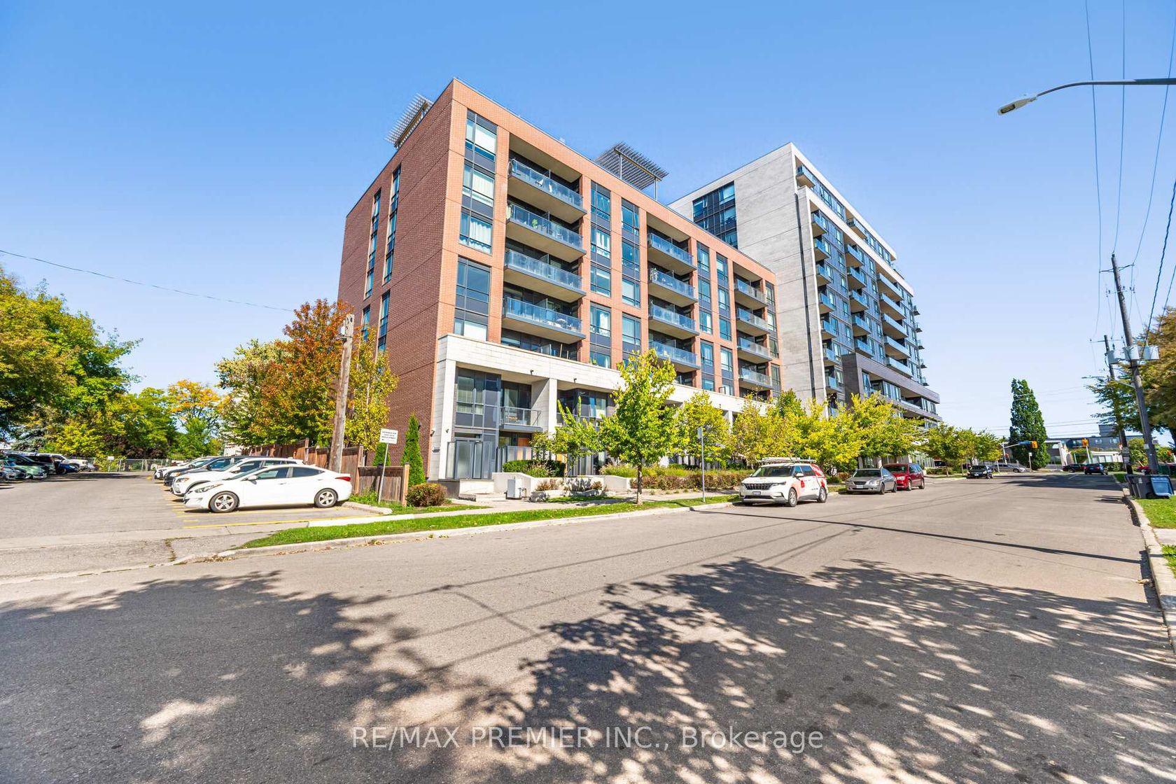 TH 107 - 2800 KEELE Street, CFB, Toronto 