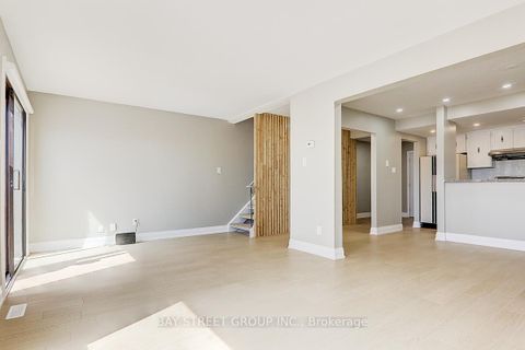 Photo 7 at 17 Newdawn Crescent, Agincourt North, Toronto