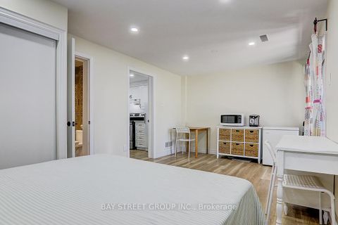 Photo 17 at 17 Newdawn Crescent, Agincourt North, Toronto